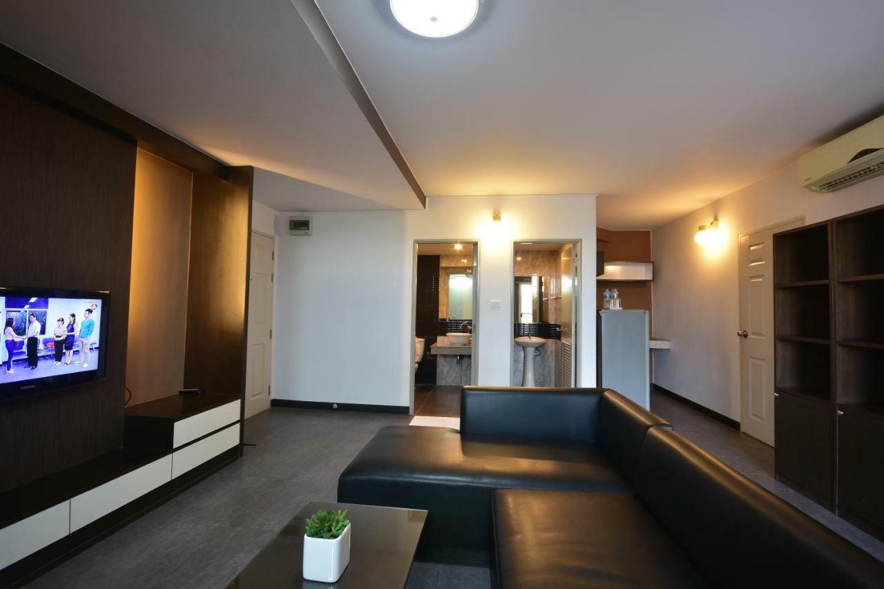 Loft Salaya Apartment Exterior photo